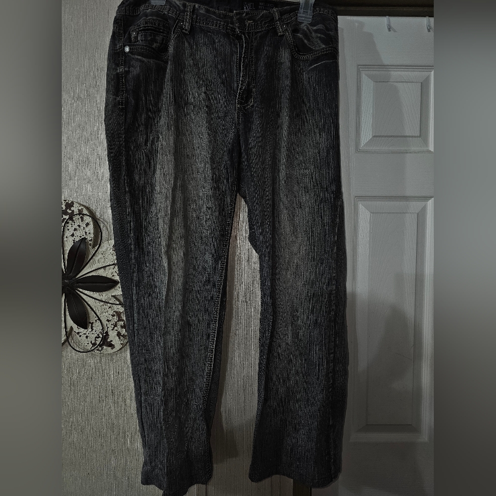 Men's Axel Black Denim Jeans Size W. 38 L. 32